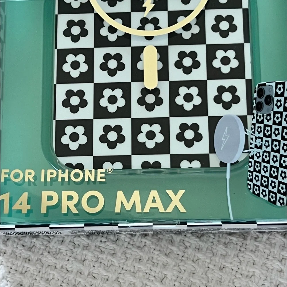XO poppy iPhone 14 Pro Max phone cover MagSafe cover blackwhite check flower